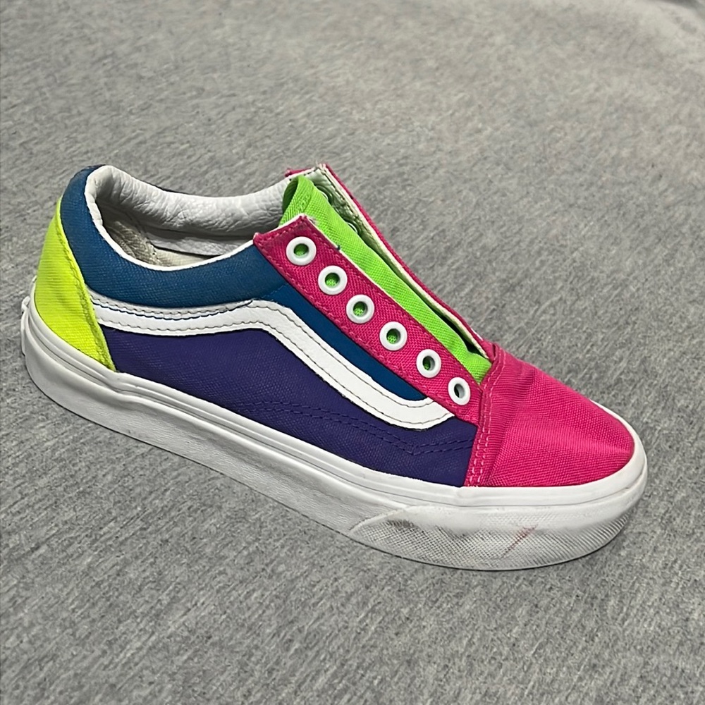 VANS low top skateboard sneaker unisex